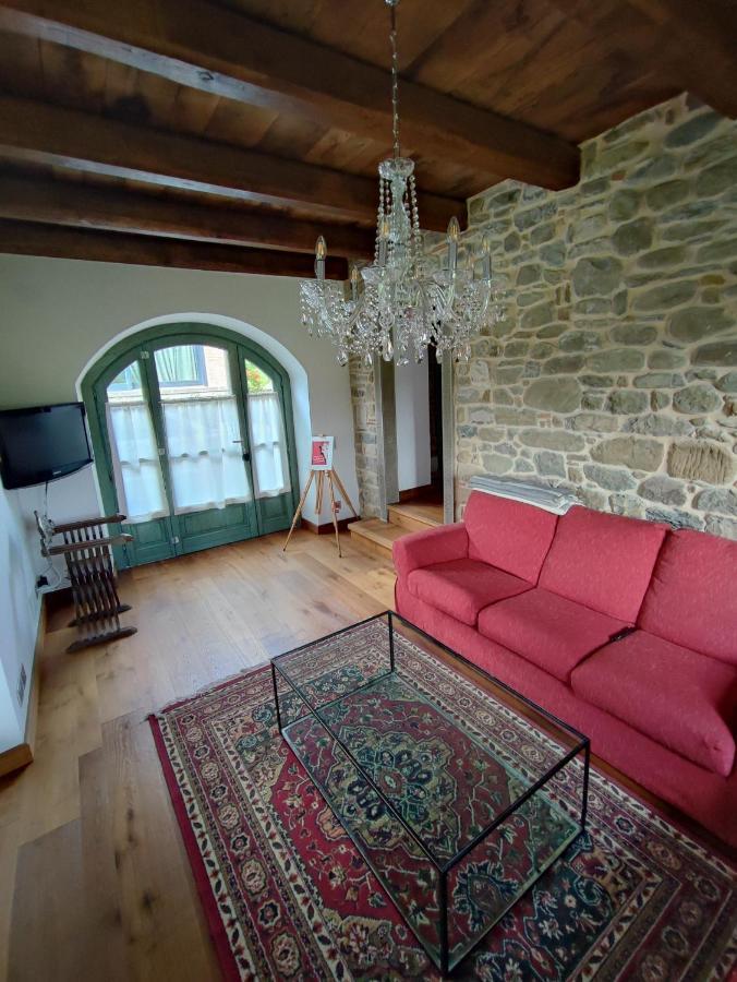 Villa Giulia Fashion B&B Strada in Chianti エクステリア 写真